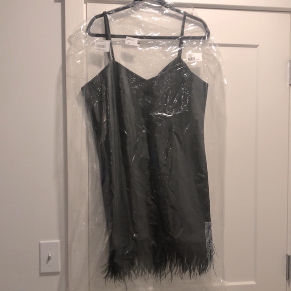 NWT [Lamarque] Mollie Feather Trim Faux Leather V-Neck Slip Dress Women’s Sz L - Picture 7 of 8